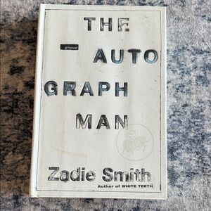 Zadie Smith 'The Autograph Man' White Book